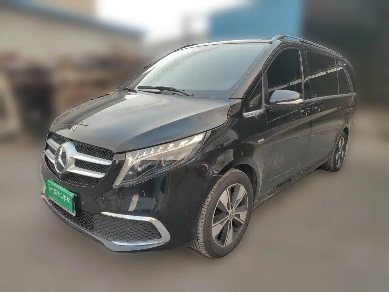 Mercedes-Benz V-Class 2022 V 260 Prestige Edition — миниатюра 1