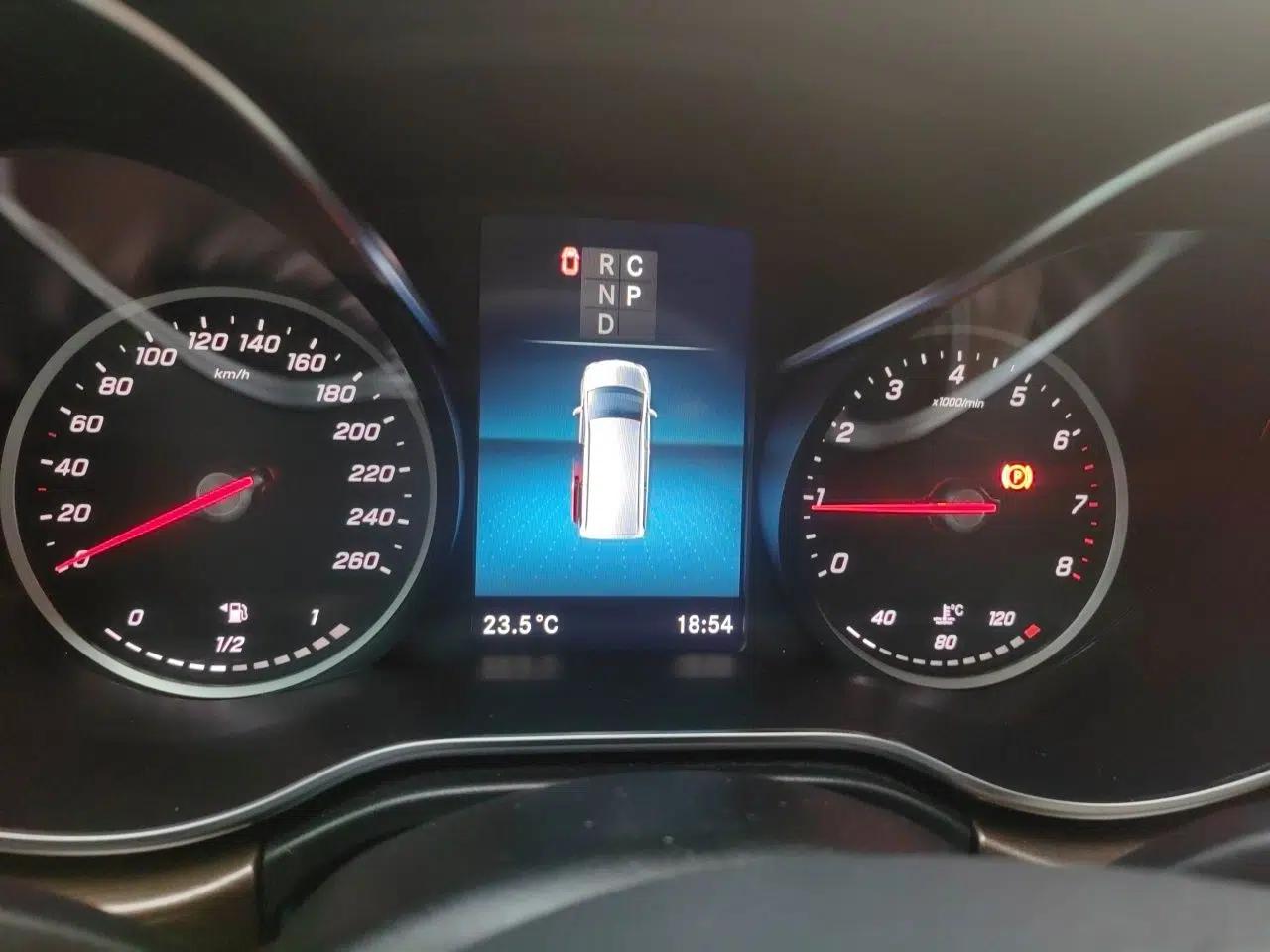 Mercedes-Benz V-Class 2022 V 260 Prestige Edition — миниатюра 11