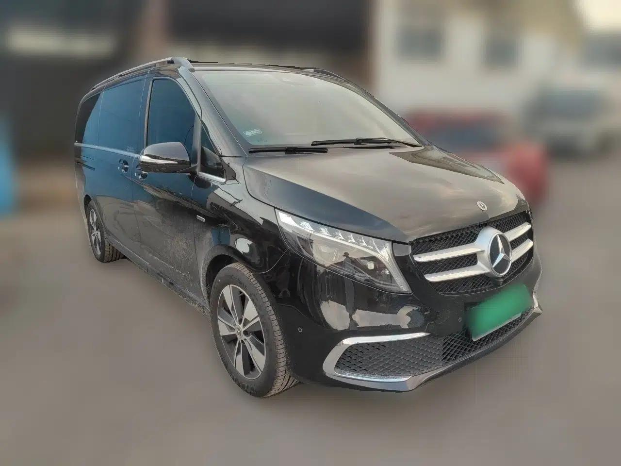 Mercedes-Benz V-Class 2022 V 260 Prestige Edition — миниатюра 3