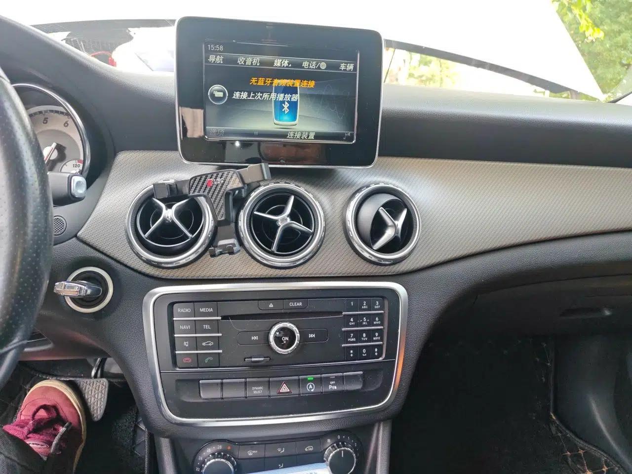 Mercedes-Benz GLA 2015 GLA 200 Sport Edition — миниатюра 13