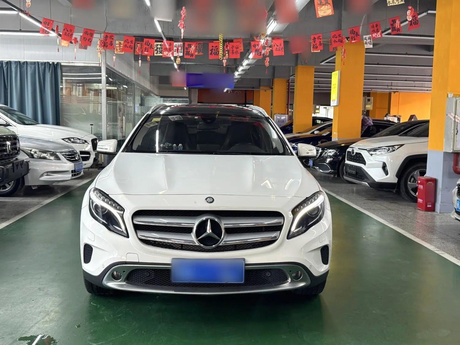 Mercedes-Benz GLA 2016 GLA 200 Fashion Model — миниатюра 12