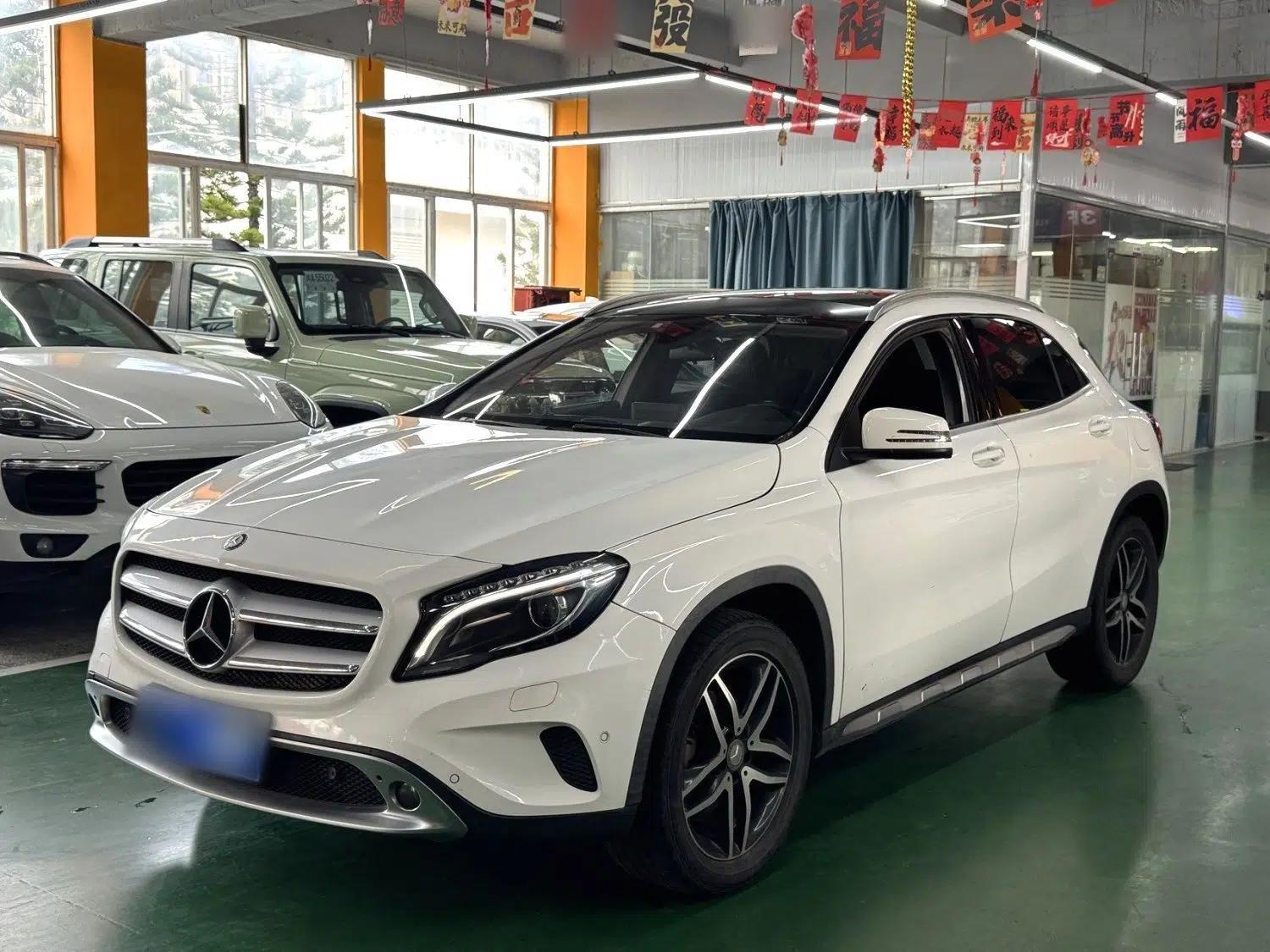 Mercedes-Benz GLA 2016 GLA 200 Fashion Model — миниатюра 13