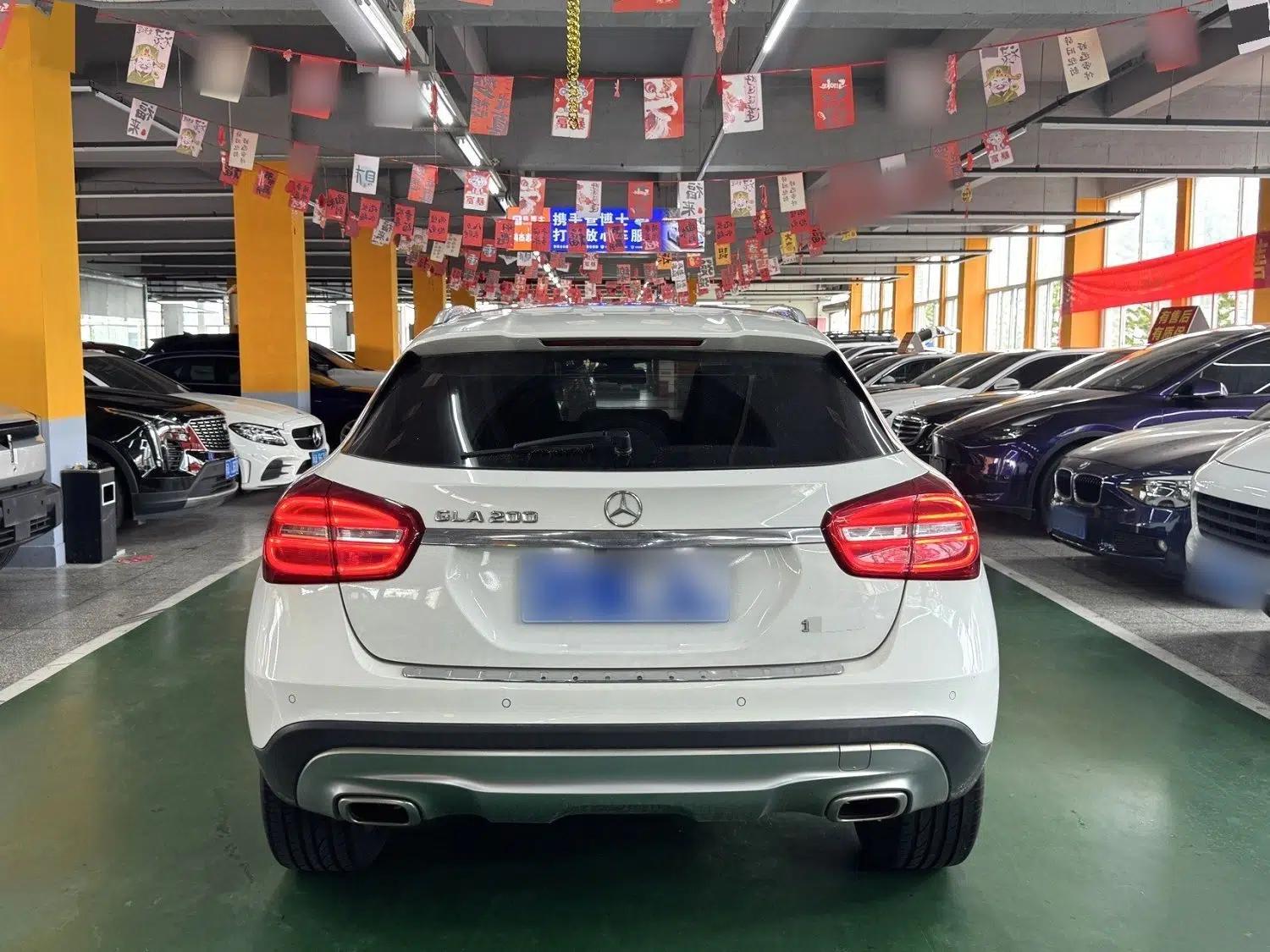 Mercedes-Benz GLA 2016 GLA 200 Fashion Model — миниатюра 15