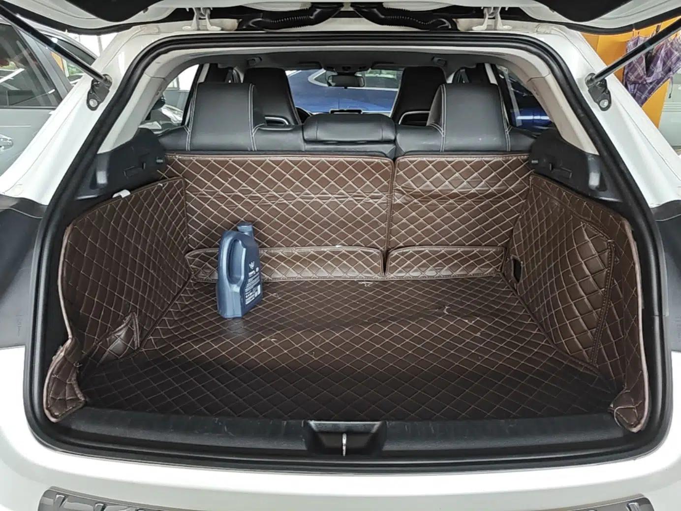 Mercedes-Benz GLA 2016 GLA 200 Fashion Model — миниатюра 28