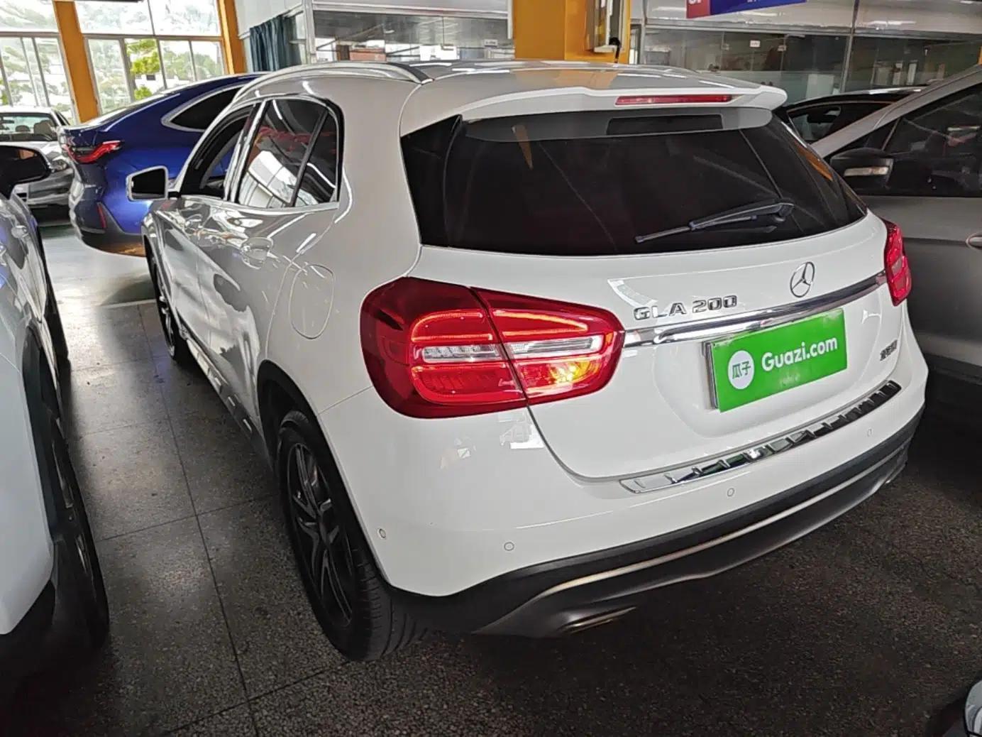 Mercedes-Benz GLA 2016 GLA 200 Fashion Model — миниатюра 4