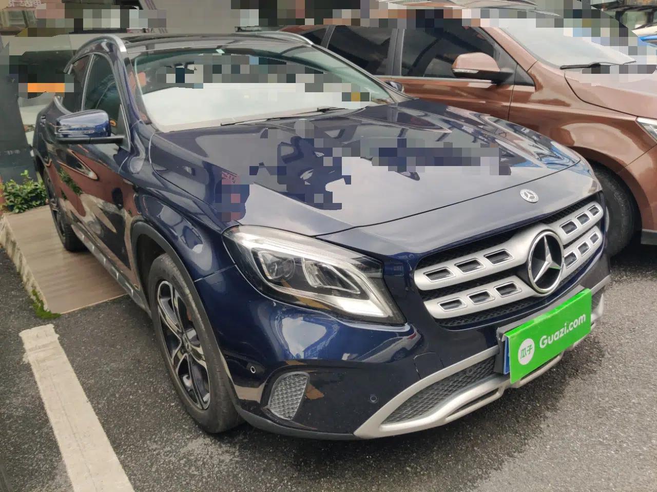 Mercedes-Benz GLA 2018 GLA 200 Fashion Model — миниатюра 3