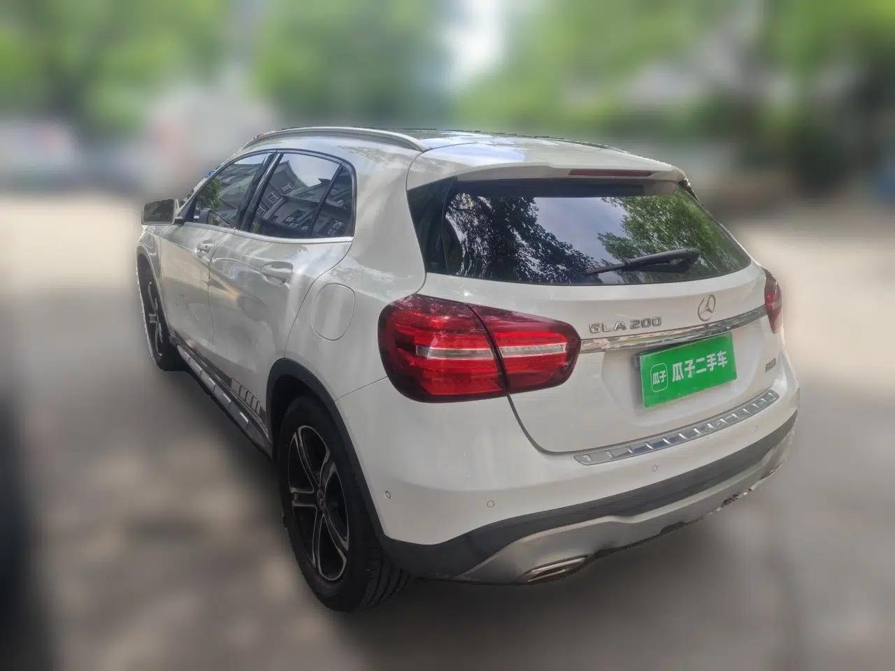 Mercedes-Benz GLA 2018 GLA 200 Fashion Model — миниатюра 4