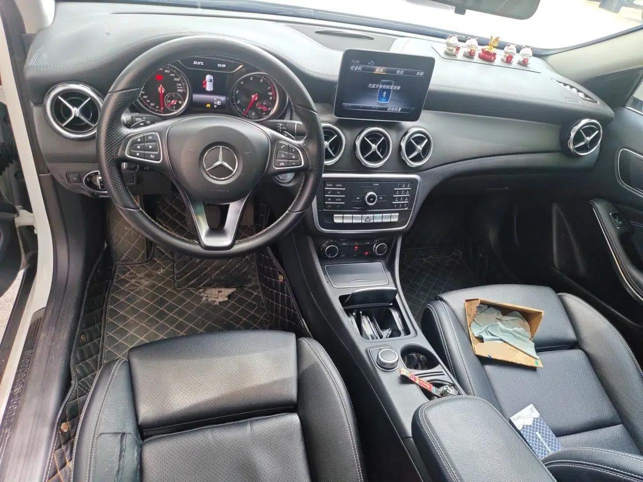 Mercedes-Benz GLA 2018 GLA 200 Fashion Model — миниатюра 9