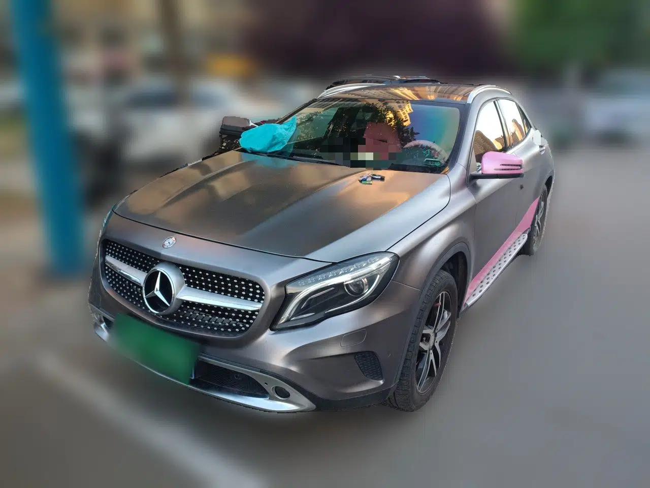 Mercedes-Benz GLA 2015 GLA 220 4MATIC Fashion Model — миниатюра 1