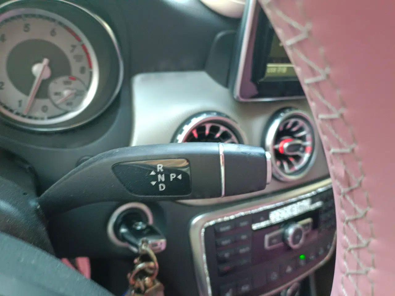 Mercedes-Benz GLA 2015 GLA 220 4MATIC Fashion Model — миниатюра 14