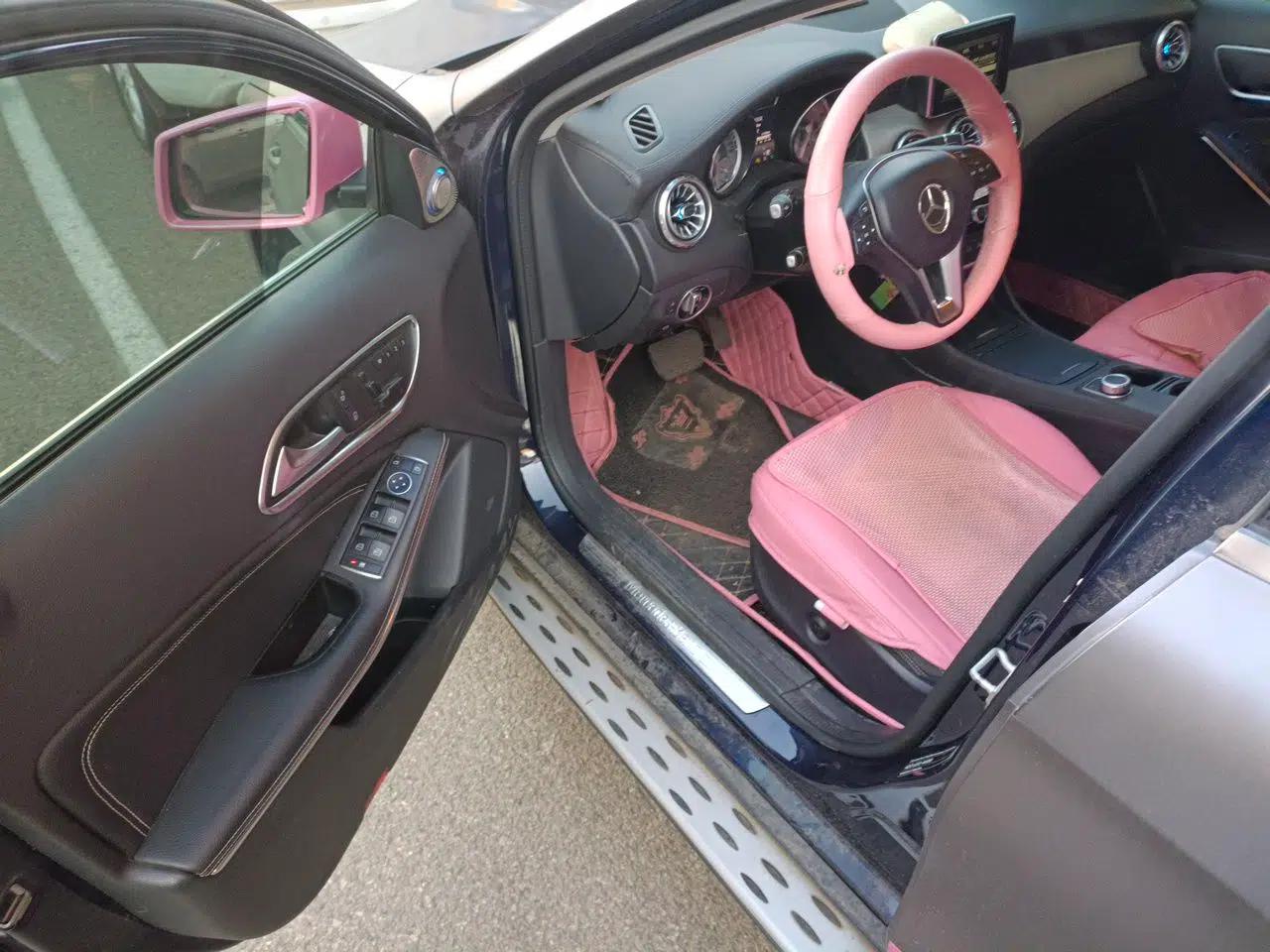 Mercedes-Benz GLA 2015 GLA 220 4MATIC Fashion Model — миниатюра 16