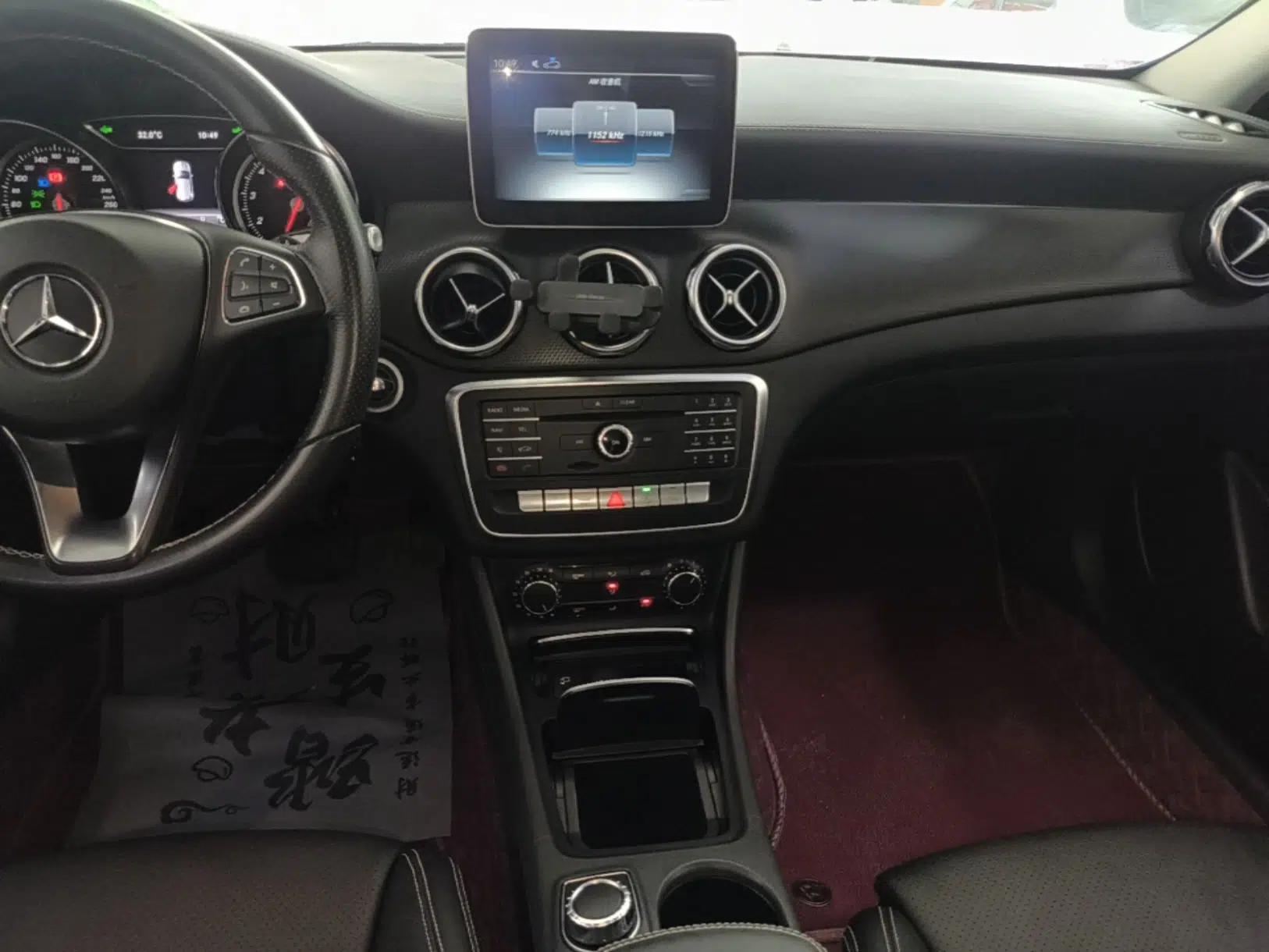 Mercedes-Benz GLA 2017 GLA 200 Fashion Model — миниатюра 20