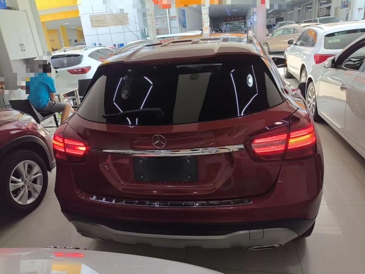 Mercedes-Benz GLA 2017 GLA 200 Fashion Model — миниатюра 5