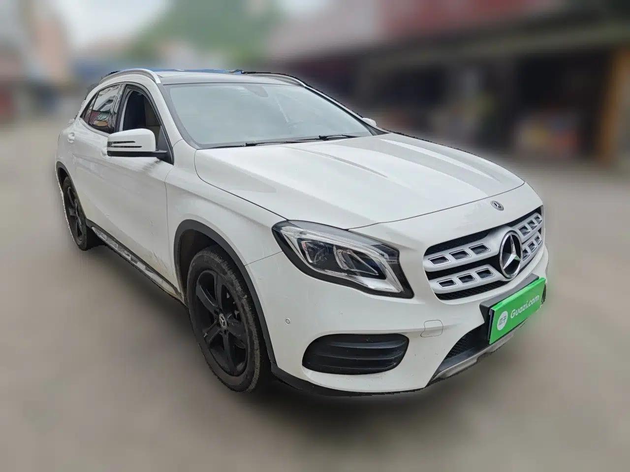 Mercedes-Benz GLA 2019 GLA 200 Fashion Model — миниатюра 3