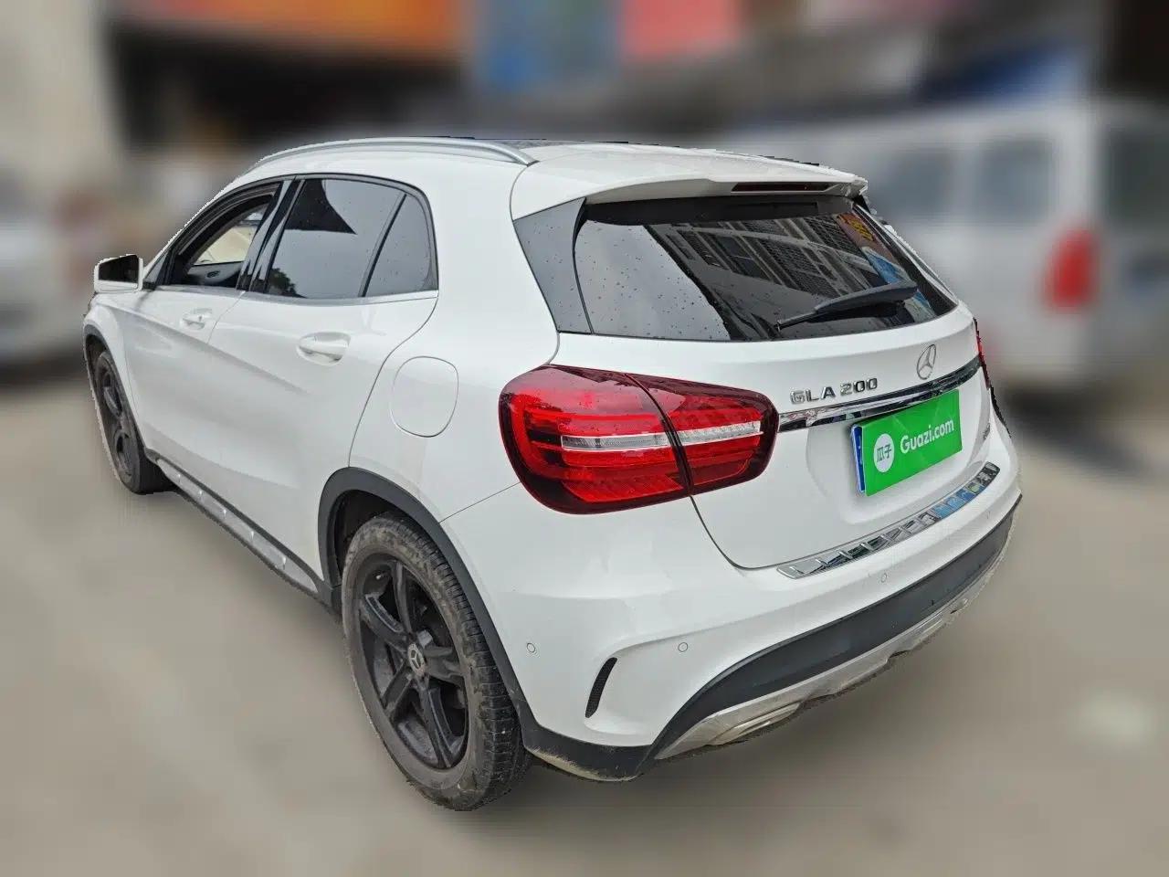 Mercedes-Benz GLA 2019 GLA 200 Fashion Model — миниатюра 4