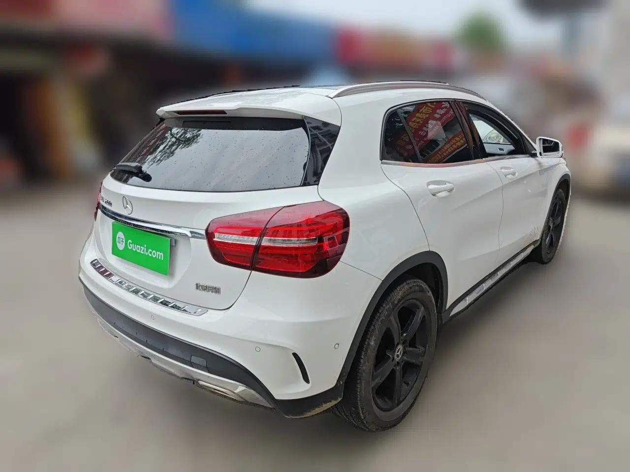 Mercedes-Benz GLA 2019 GLA 200 Fashion Model — миниатюра 6