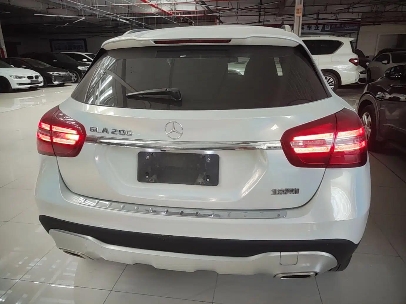 Mercedes-Benz GLA 2017 GLA 200 Fashion Model — миниатюра 5