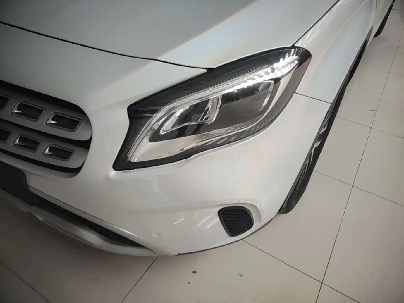 Mercedes-Benz GLA 2017 GLA 200 Fashion Model — миниатюра 8