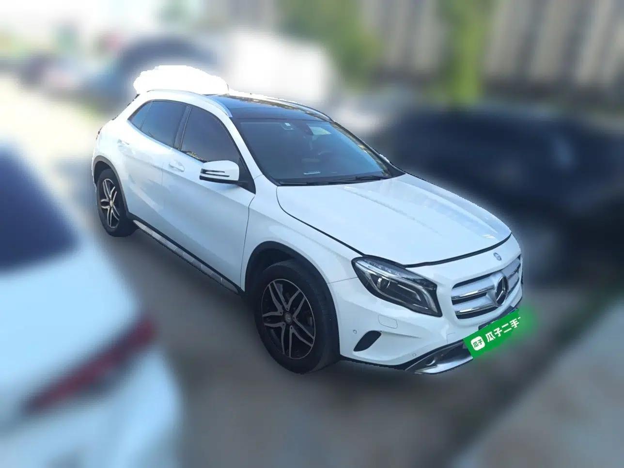 Mercedes-Benz GLA 2016 GLA 200 Fashion Model — миниатюра 3