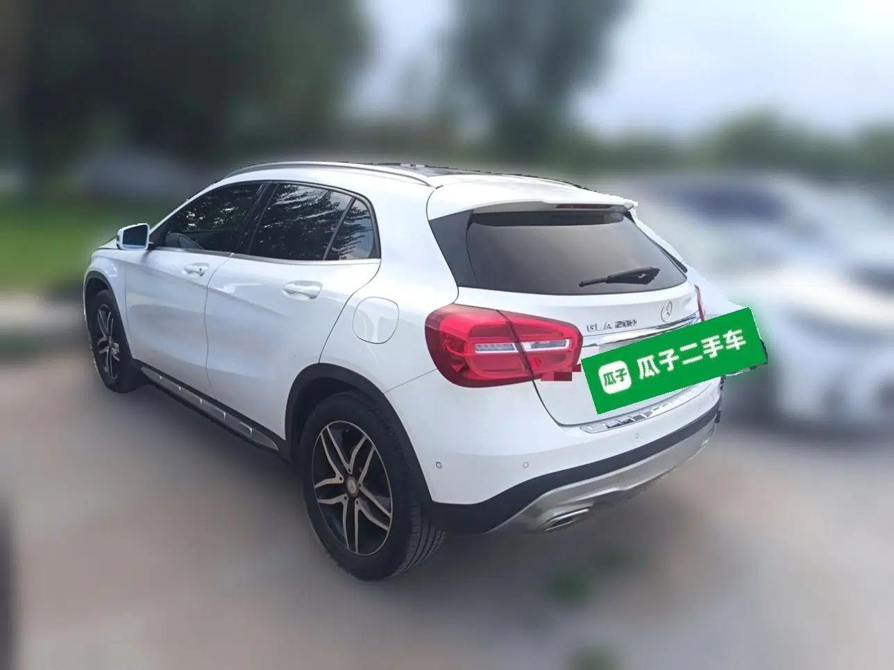 Mercedes-Benz GLA 2016 GLA 200 Fashion Model — миниатюра 4