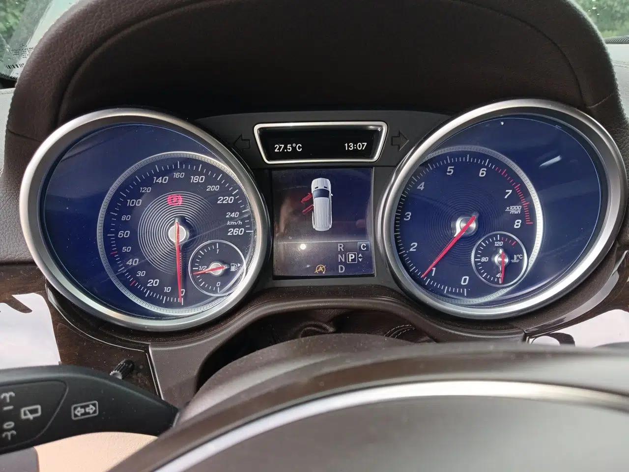 Mercedes-Benz GLS 2016 GLS 400 4MATIC Dynamic Model — миниатюра 11