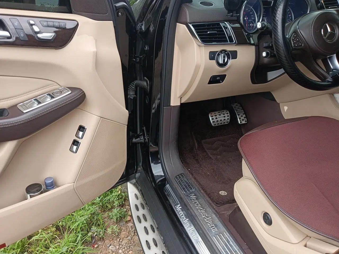 Mercedes-Benz GLS 2016 GLS 400 4MATIC Dynamic Model — миниатюра 16