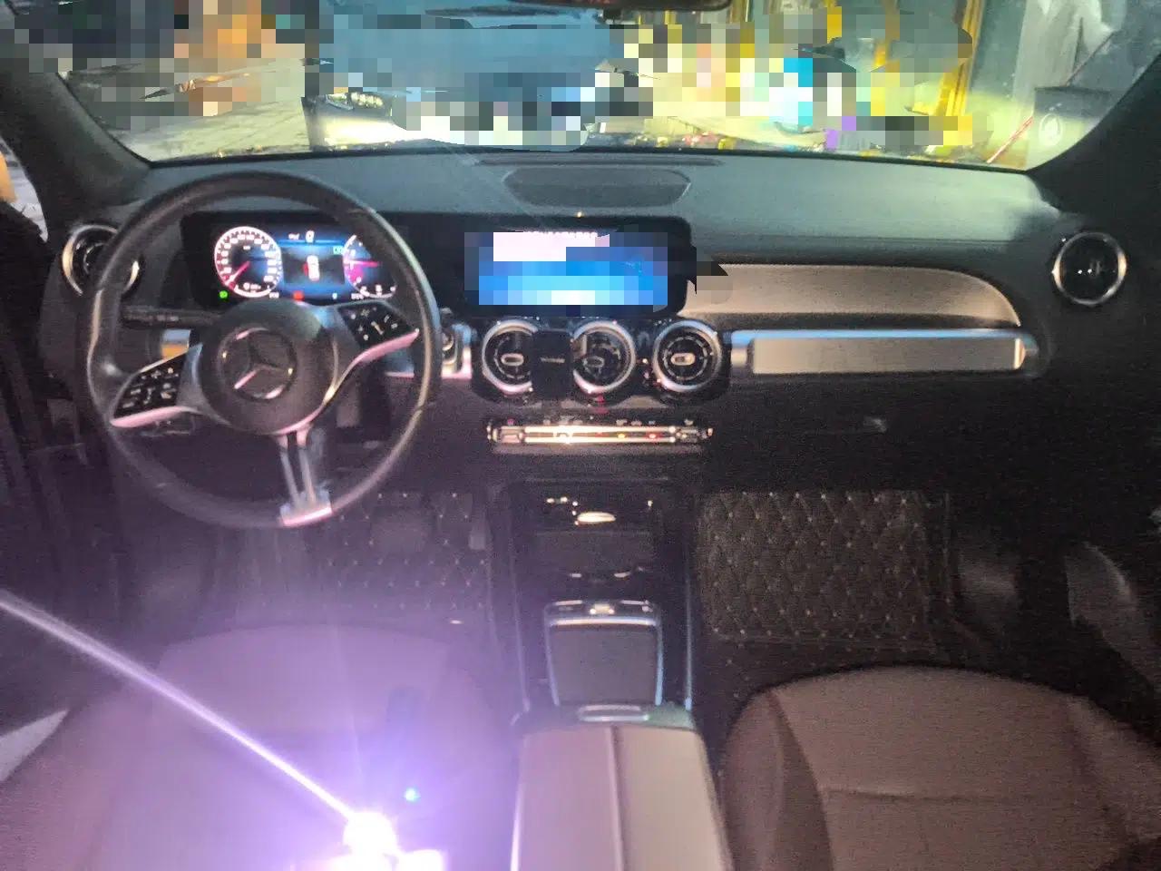 Mercedes-Benz GLB 2023 Refreshed GLB 200 Dynamic Edition — миниатюра 9
