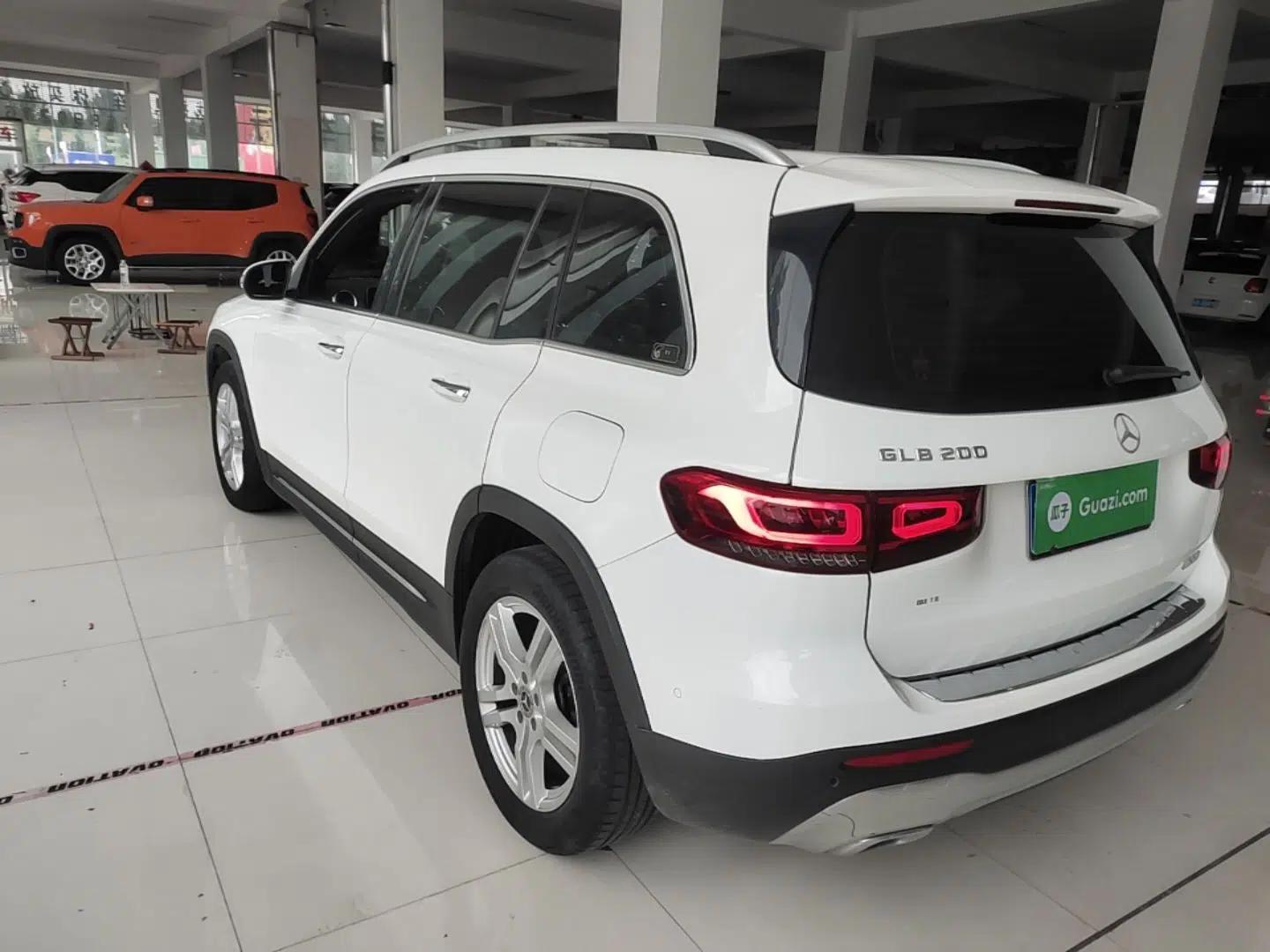 Mercedes-Benz GLB 2020 GLB 200 Dynamic Edition — миниатюра 13