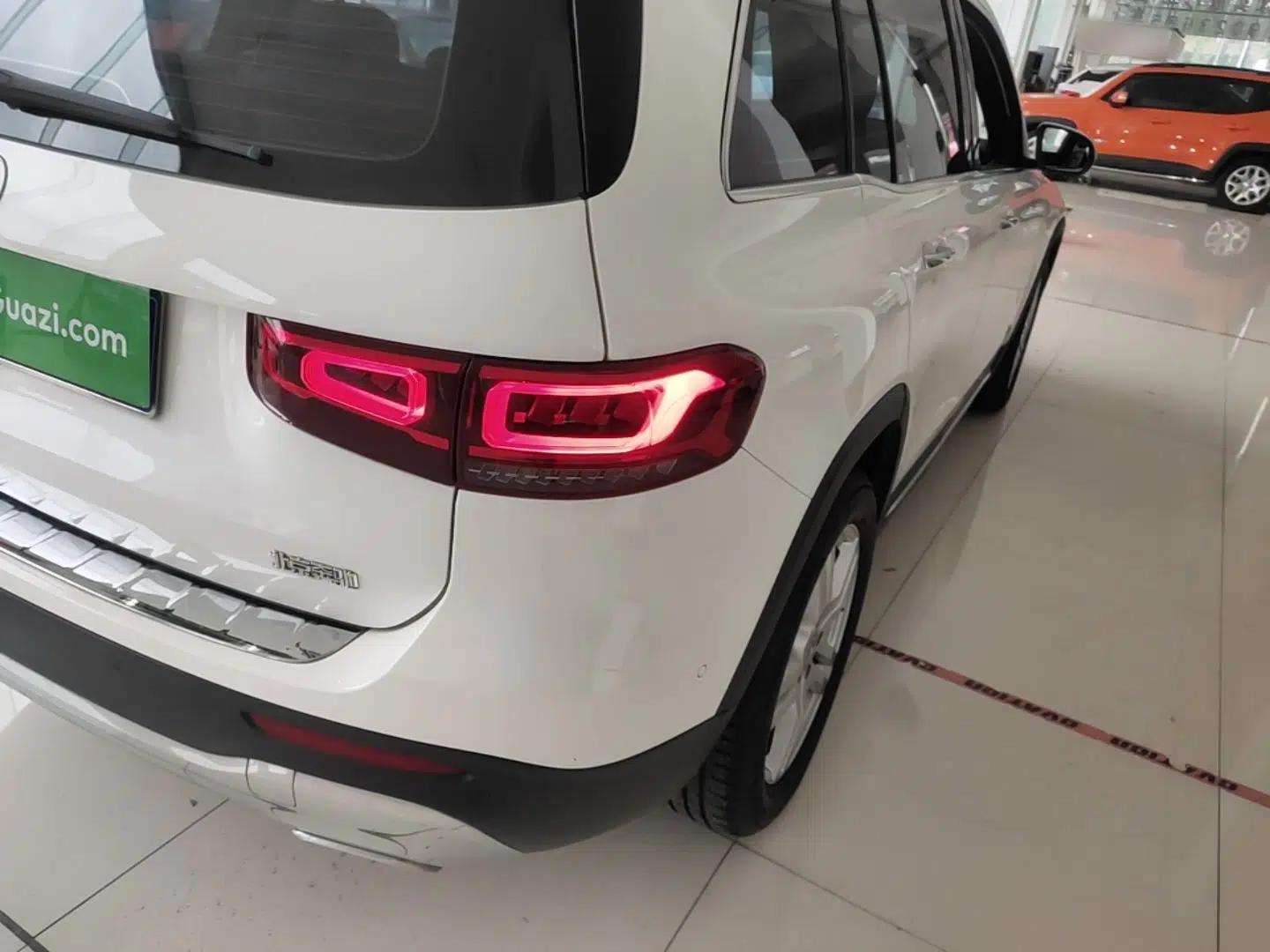 Mercedes-Benz GLB 2020 GLB 200 Dynamic Edition — миниатюра 14
