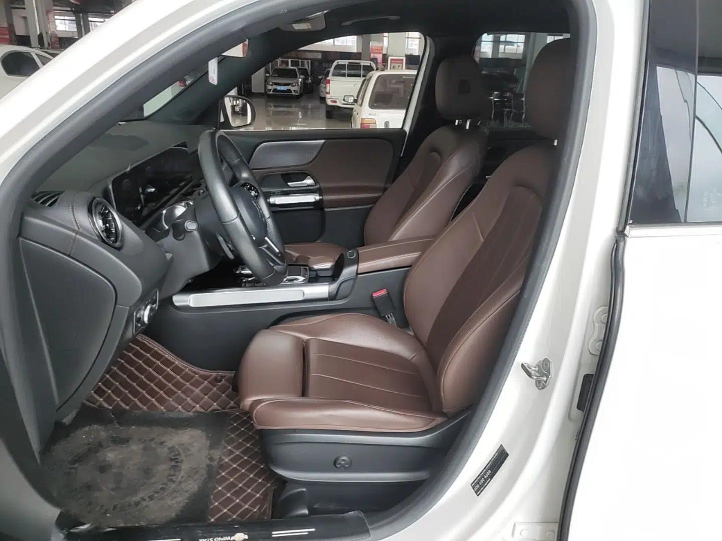 Mercedes-Benz GLB 2020 GLB 200 Dynamic Edition — миниатюра 22