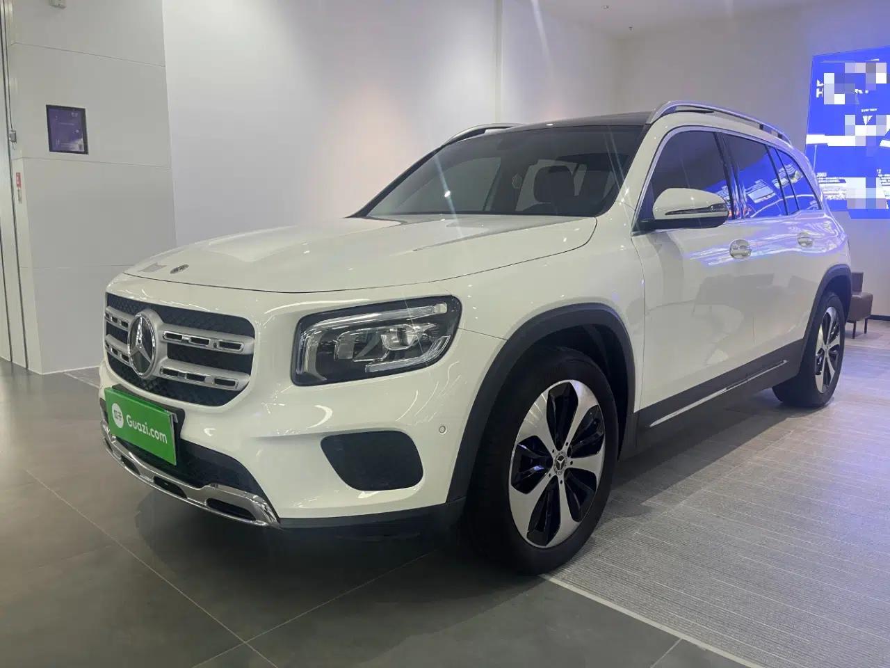 Mercedes-Benz GLB 2023 GLB 220 Fashion Model — миниатюра 1