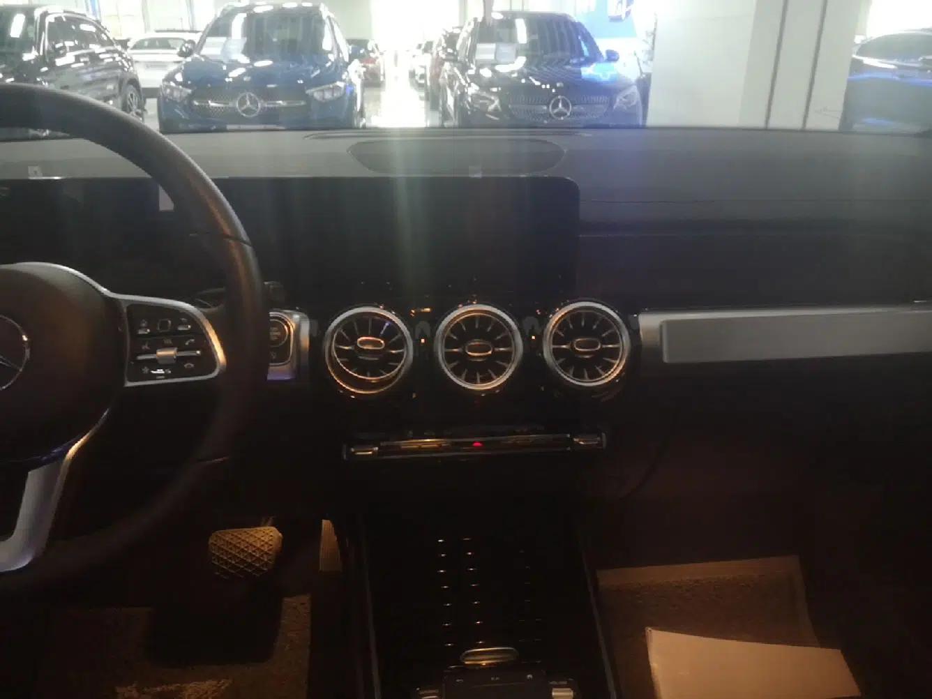 Mercedes-Benz GLB 2023 GLB 220 Fashion Model — миниатюра 15