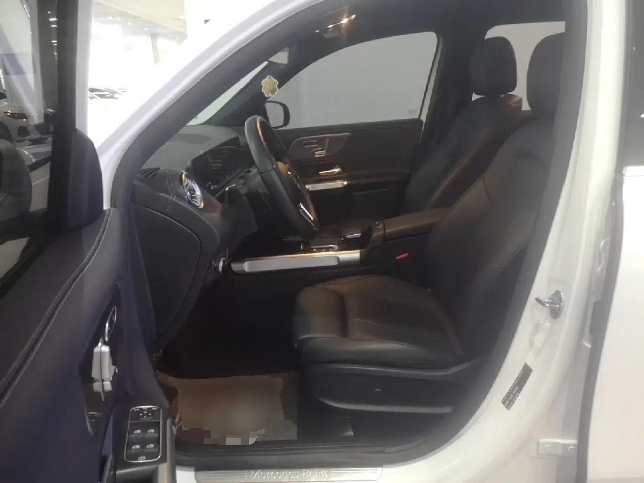 Mercedes-Benz GLB 2023 GLB 220 Fashion Model — миниатюра 17