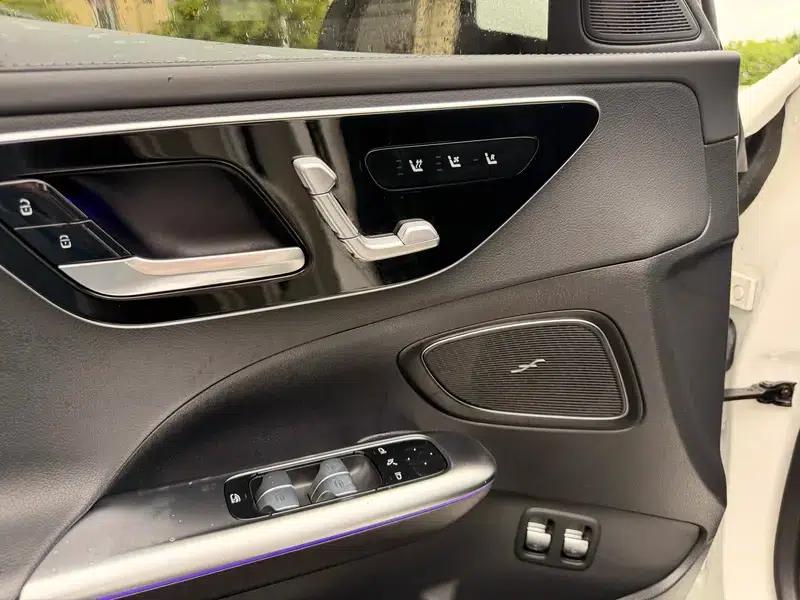 Mercedes-Benz C-Class PHEV 2024 Facelift C 350 eL — миниатюра 7