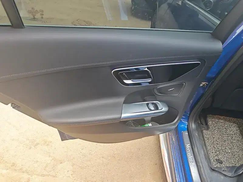 Mercedes-Benz C-Class PHEV 2022 C 350 eL — миниатюра 17