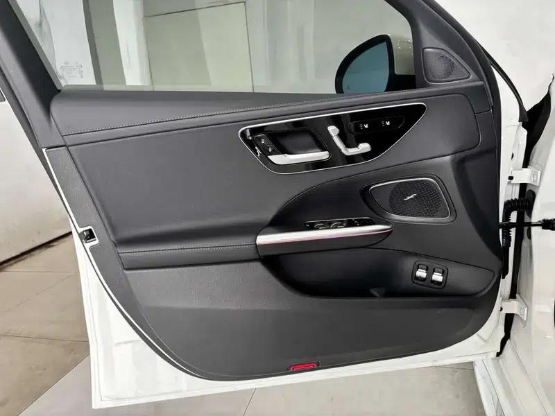 Mercedes-Benz C-Class PHEV 2025 C 350 eL — миниатюра 11