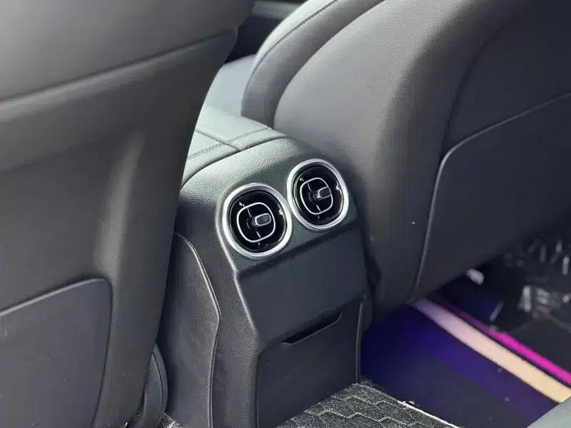 Mercedes-Benz C-Class PHEV 2023 Facelift C 350 eL — миниатюра 9