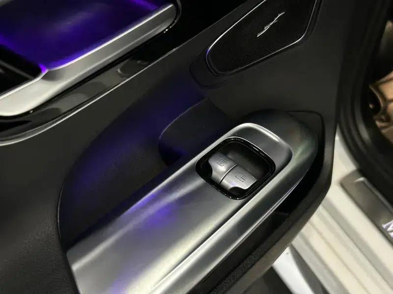 Mercedes-Benz C-Class PHEV 2023 C 350 eL — миниатюра 31