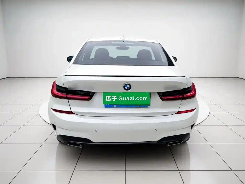 2022 BMW 3 Series 325i M Sport Shadow Edition — миниатюра 3