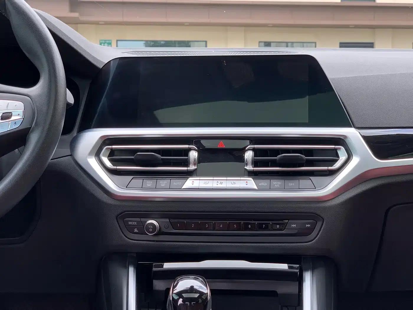 2022 BMW 3 Series 320i Sport Package — миниатюра 19