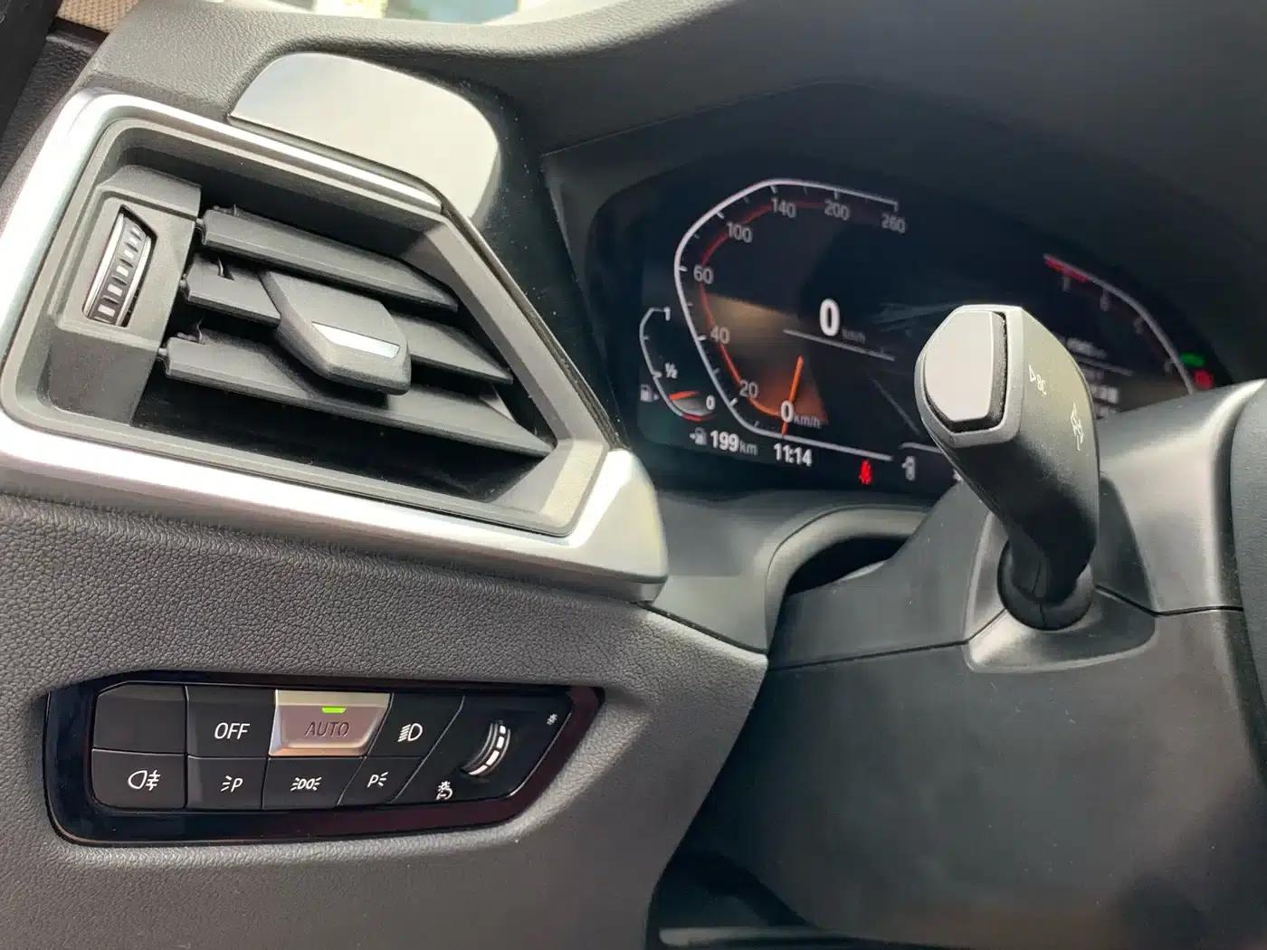 2022 BMW 3 Series 320i Sport Package — миниатюра 22