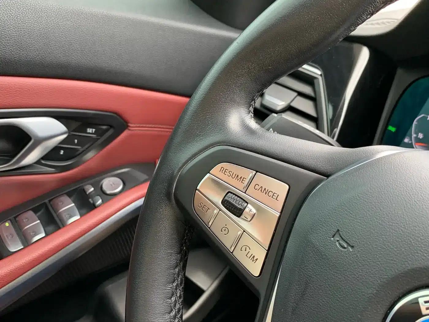 2022 BMW 3 Series 320i Sport Package — миниатюра 23
