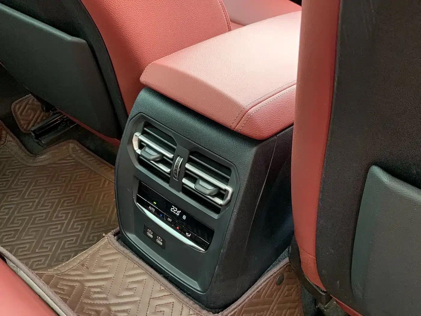 2022 BMW 3 Series 320i Sport Package — миниатюра 28