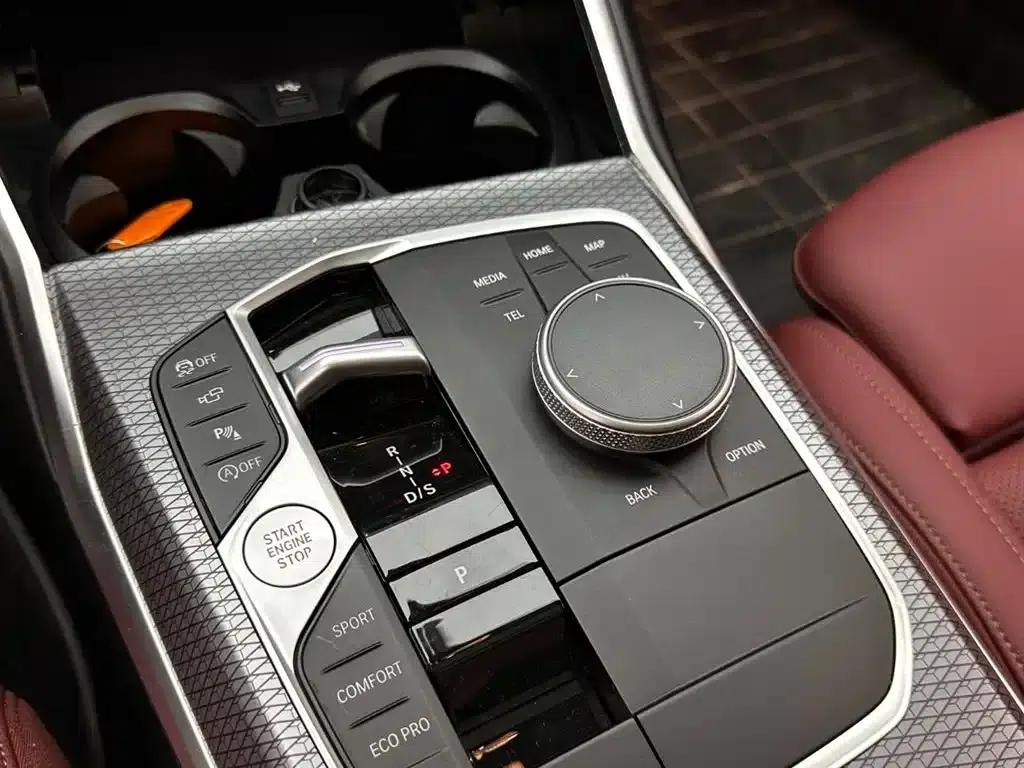 2024 BMW 3 Series 325Li M Sport Shadow Edition — миниатюра 16