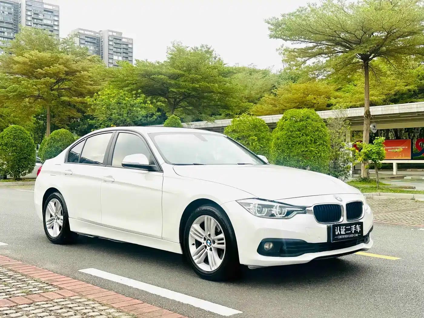 2017 BMW 3 Series 318i Fashion Edition — миниатюра 3