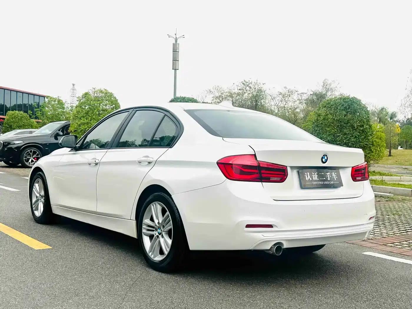 2017 BMW 3 Series 318i Fashion Edition — миниатюра 7