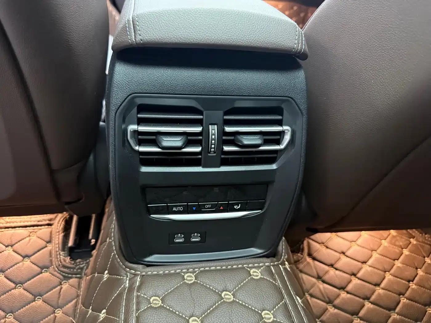 2024 BMW 3 Series 320Li M Sport Package — миниатюра 18