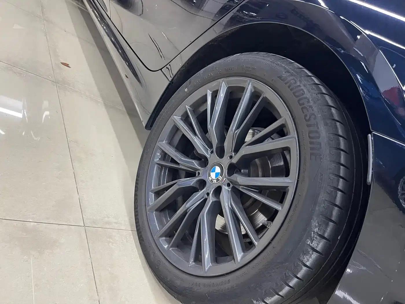 2021 BMW 3 Series Facelift 325Li M Sport Shadow Edition — миниатюра 7