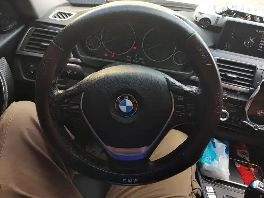 2017 BMW 3 Series 320Li Fashion Edition — миниатюра 15