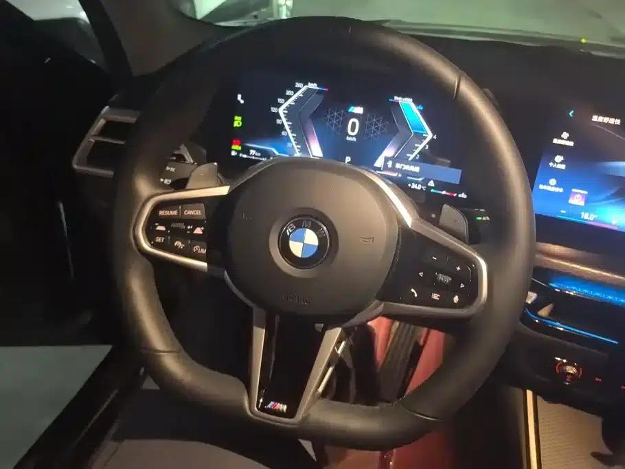 2025 BMW 3 Series 330Li Luxury M Sport Shadow Edition — миниатюра 15